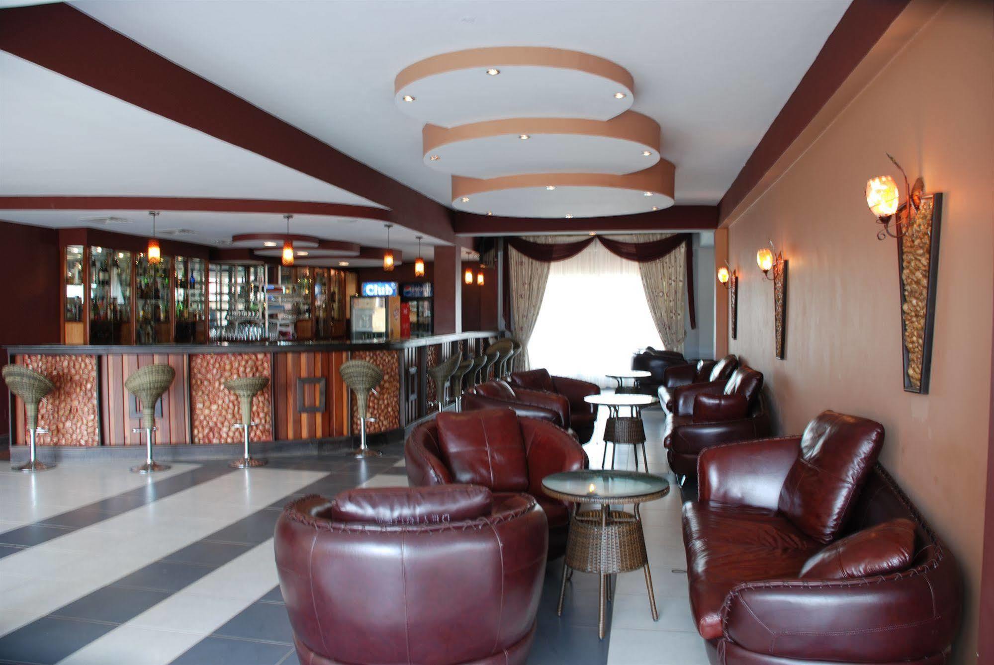 Silver Springs Hotel Kampala Exterior photo