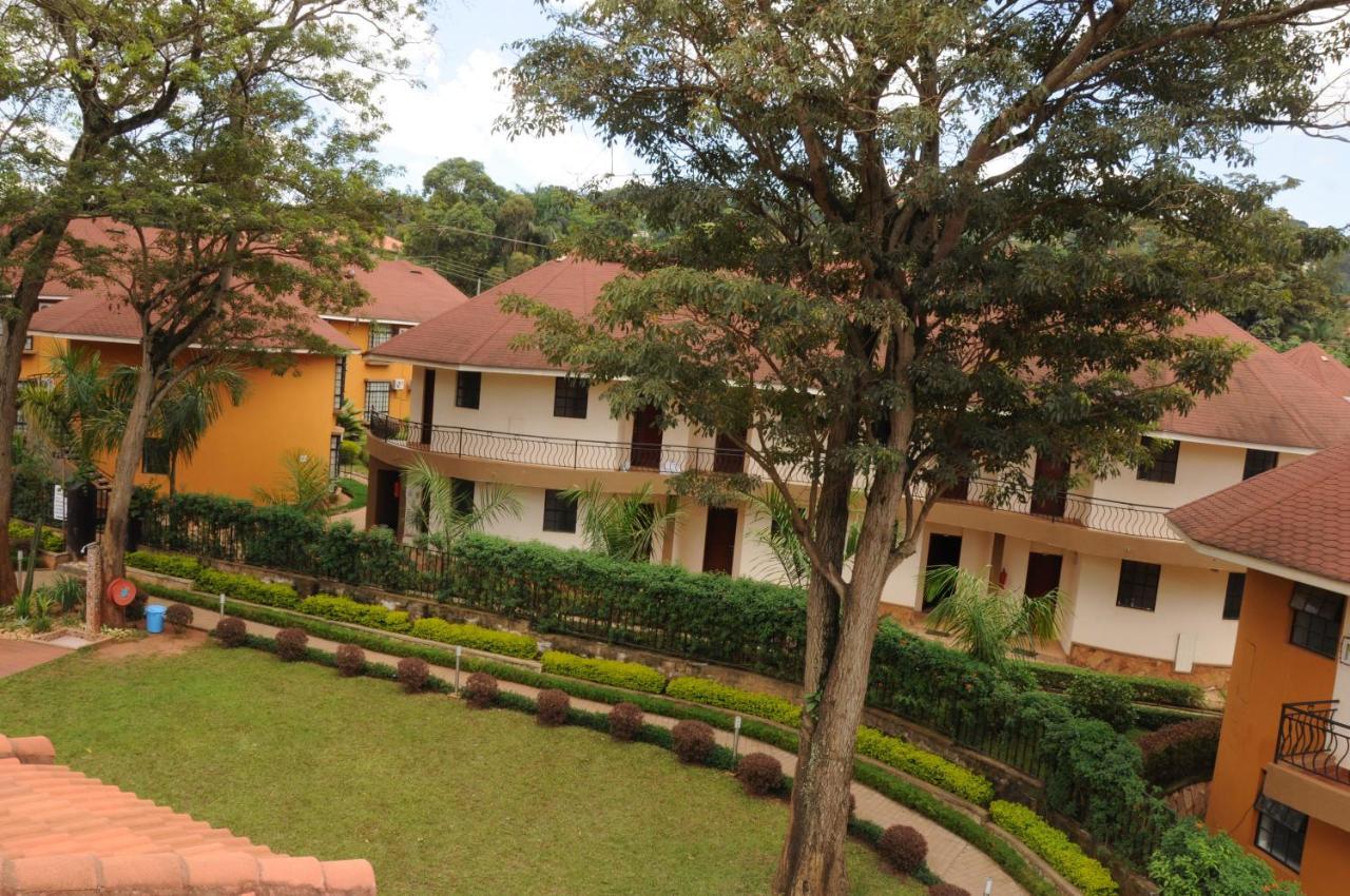 Silver Springs Hotel Kampala Exterior photo